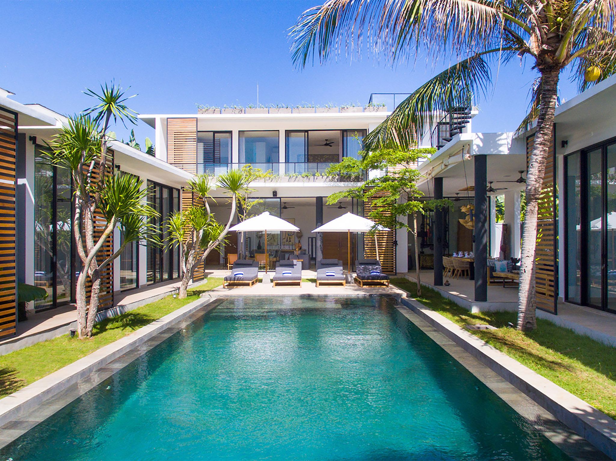 Luxury Villas For Rent In Bali Indonesia With Private Pool Bali 4 Bedroom Villas Holiday Vacation Rentals Lohono Stays