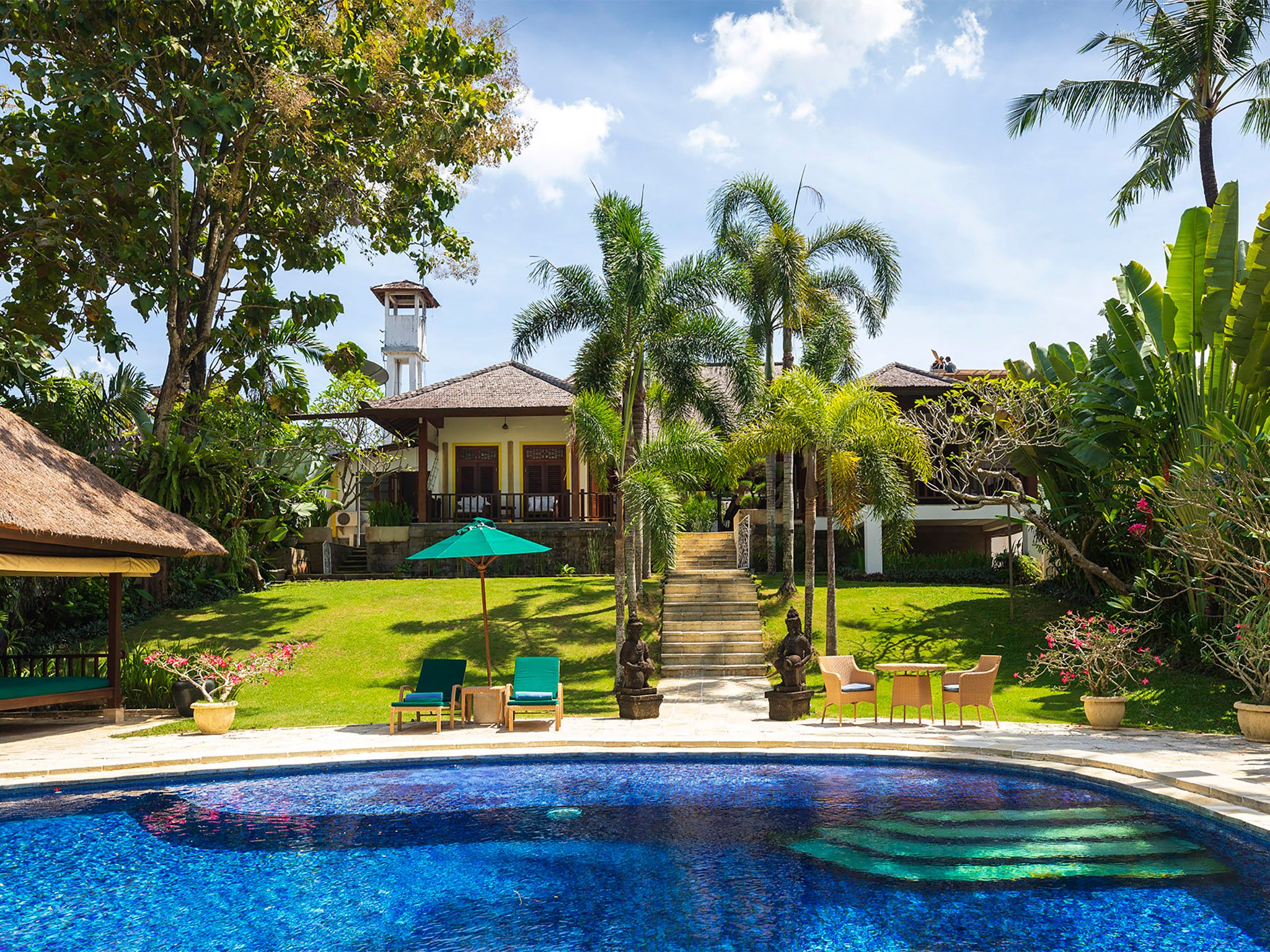 Villa Mako - Pool and garden feature
