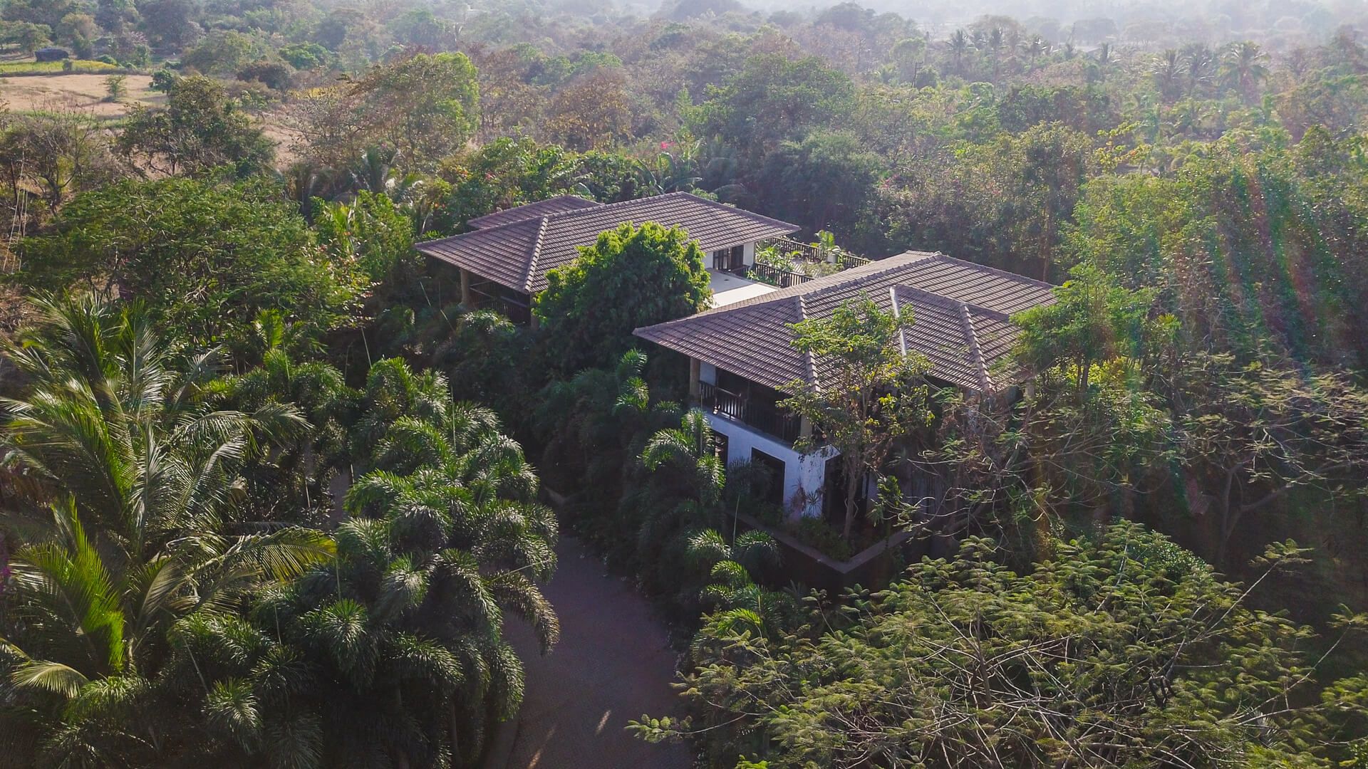 Villa Magnolia - Private villa for rent in Alibaug